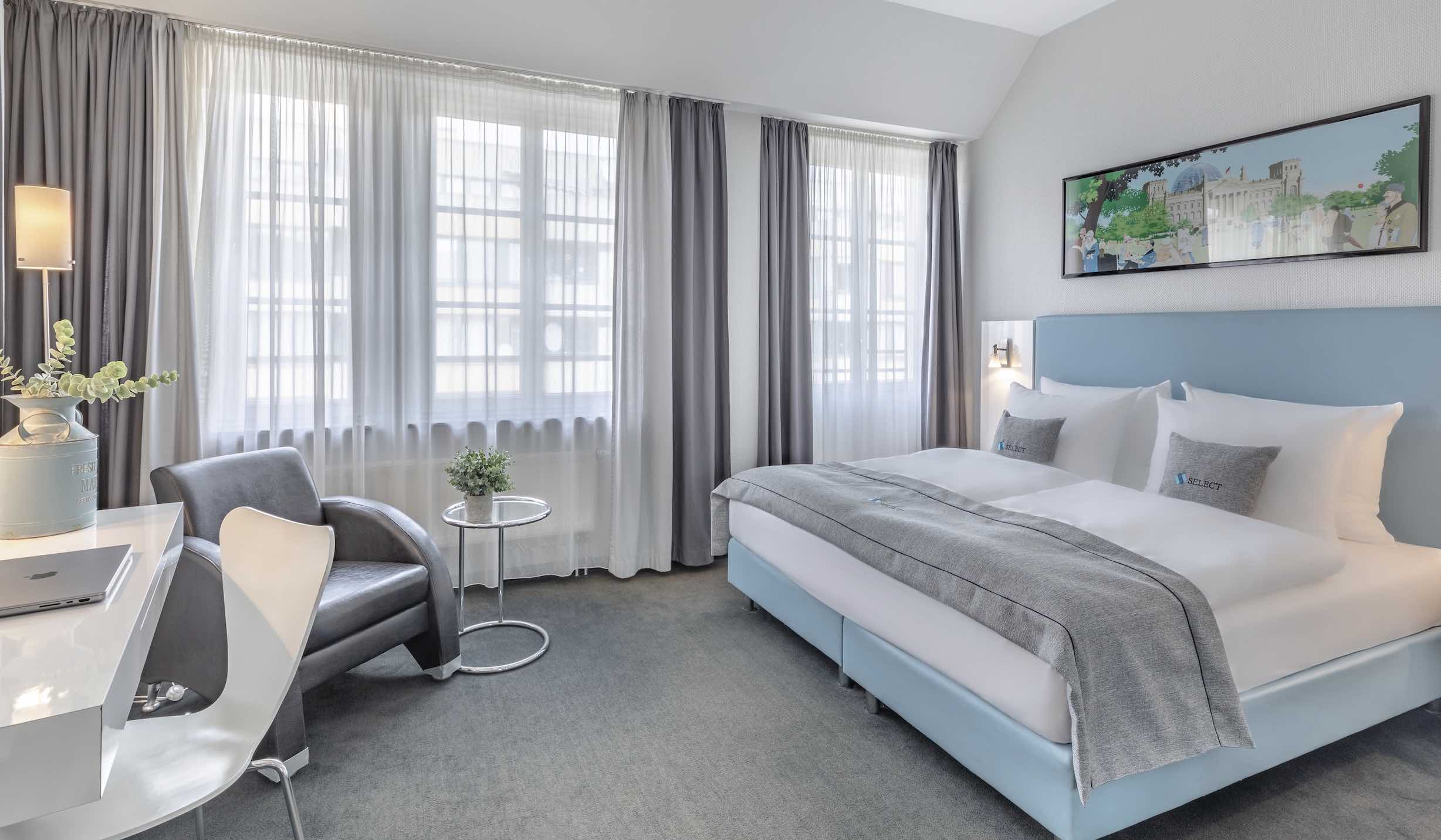 Superior Double Room at Select Hotel Checkpoint_Charlie