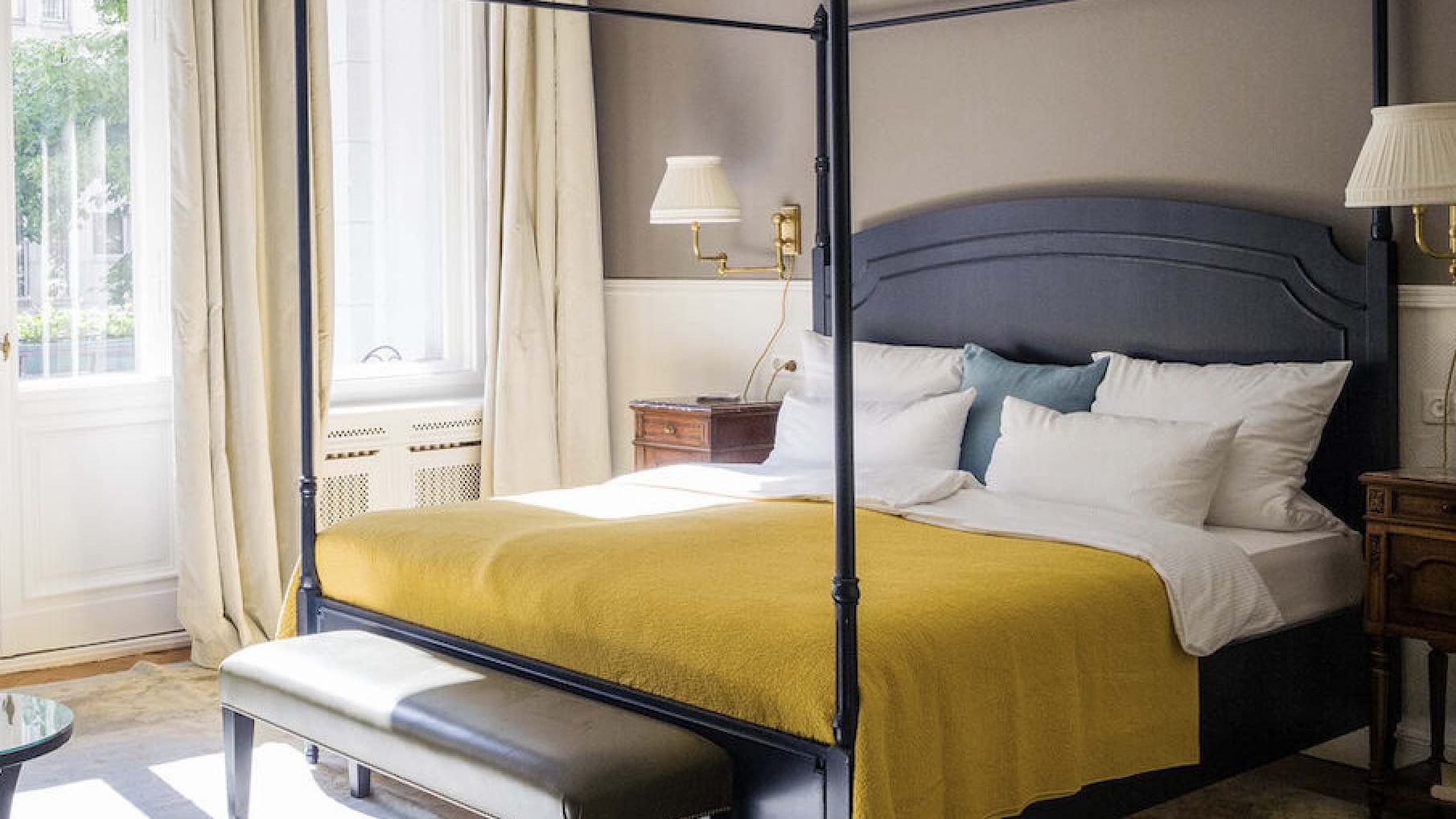 The historic Henri Hotel is an ideal location for exploring Berlin's luxury shops and exclusive boutiques (Photo courtesy Henri Hotel Berlin) Kurfürstendamm